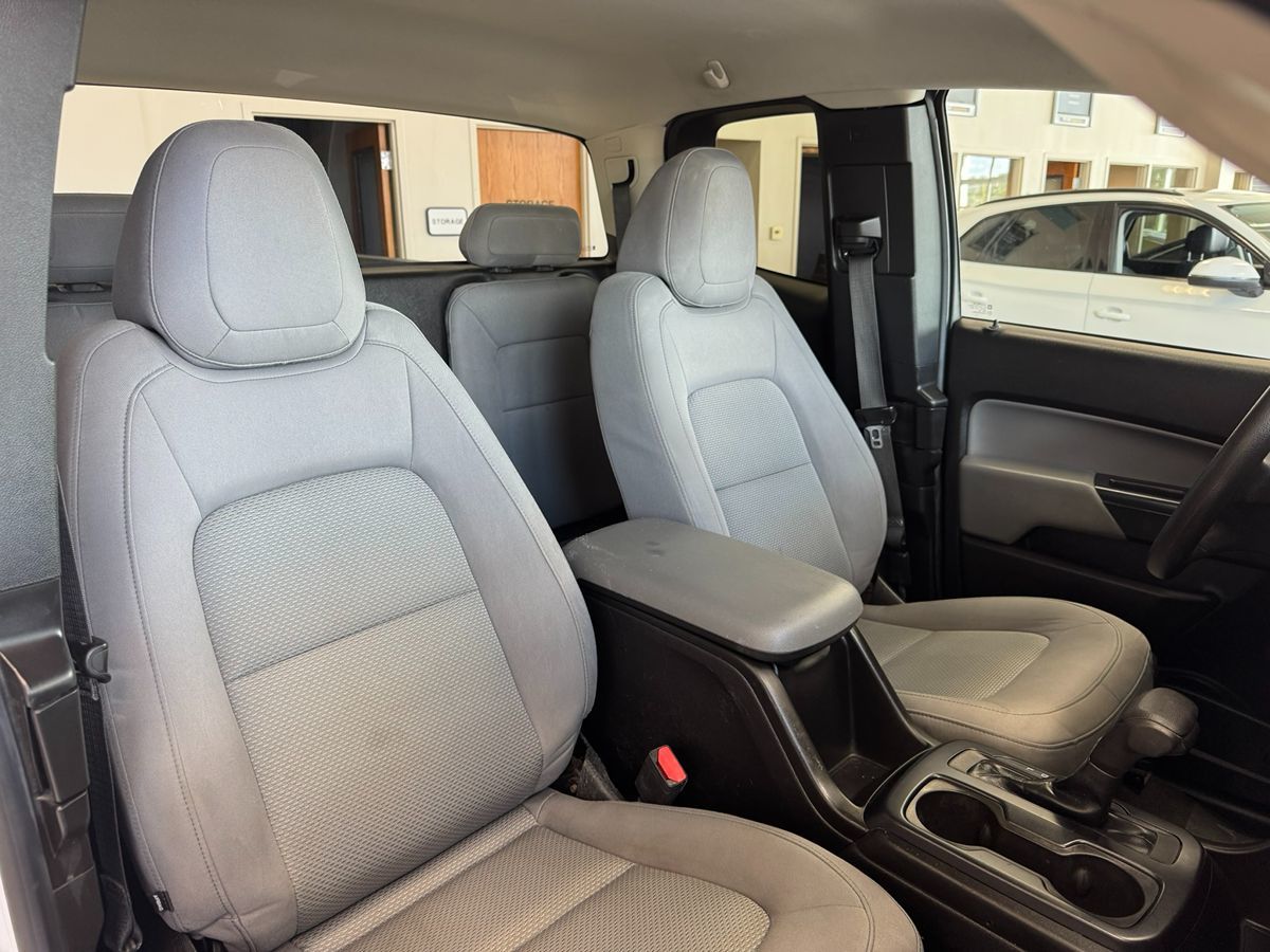 2018 Chevrolet Colorado Work Truck photo 15
