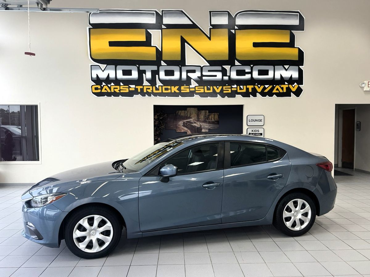 2016 Mazda Mazda3 SV Base photo 4