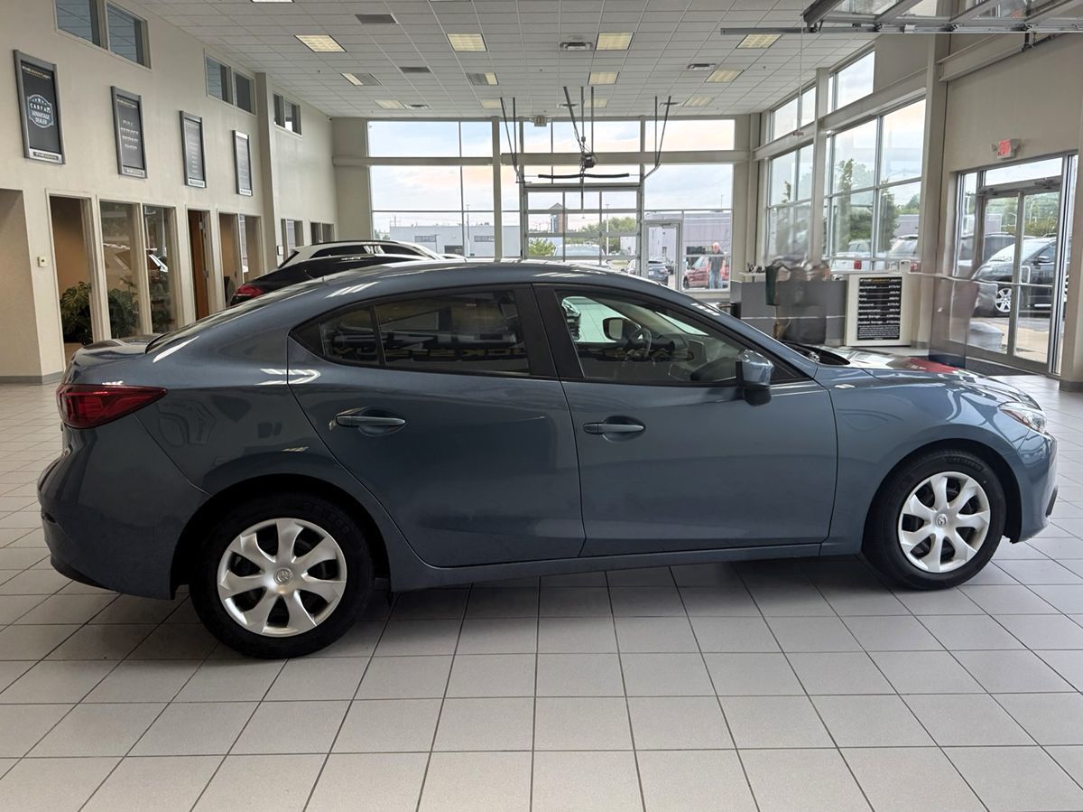 2016 Mazda Mazda3 SV Base photo 6