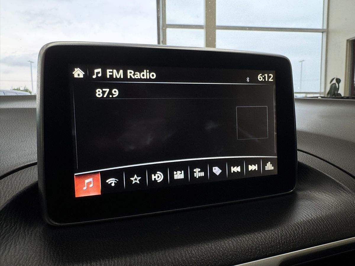 2016 Mazda Mazda3 SV Base photo 24
