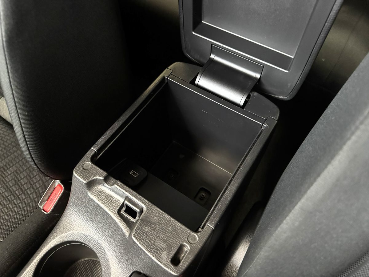 2016 Mazda Mazda3 SV Base photo 31