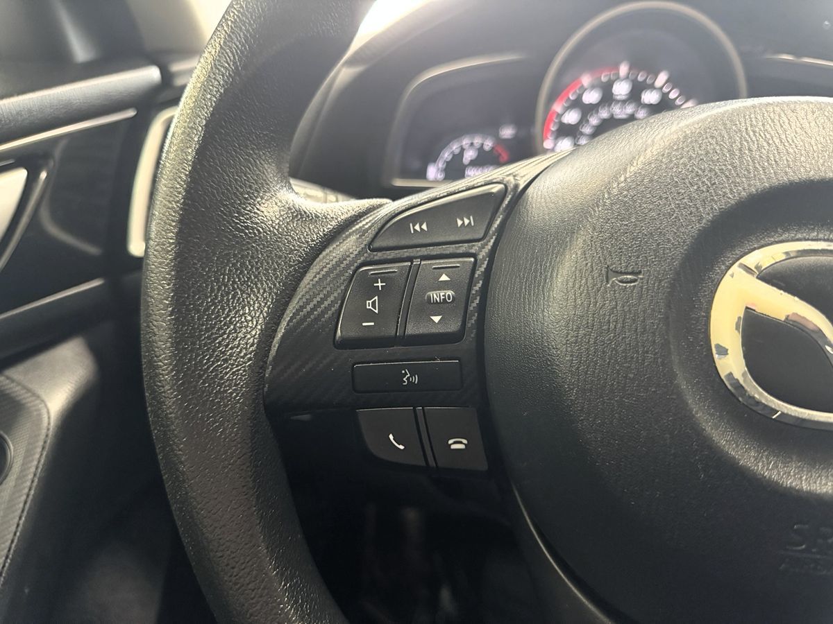 2016 Mazda Mazda3 SV Base photo 33