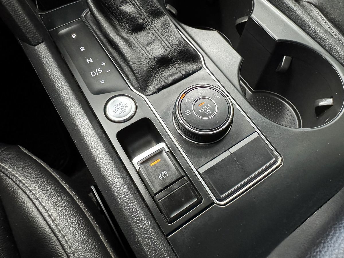 2018 Volkswagen Atlas V6 SE Technology photo 31