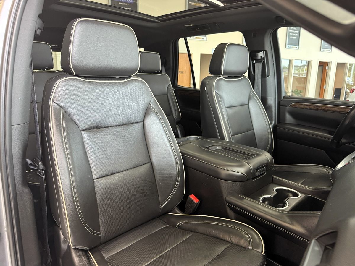 2021 Chevrolet Tahoe Premier photo 14