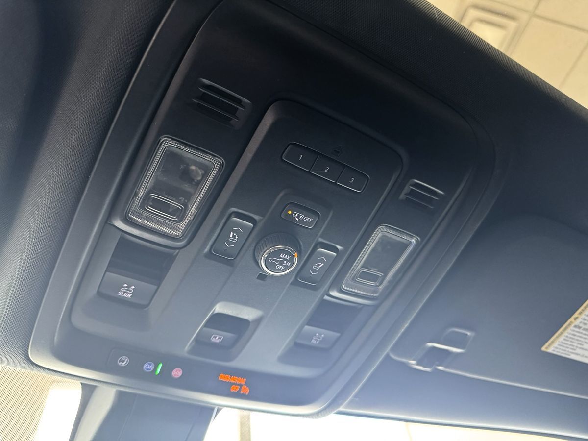 2021 Chevrolet Tahoe Premier photo 36