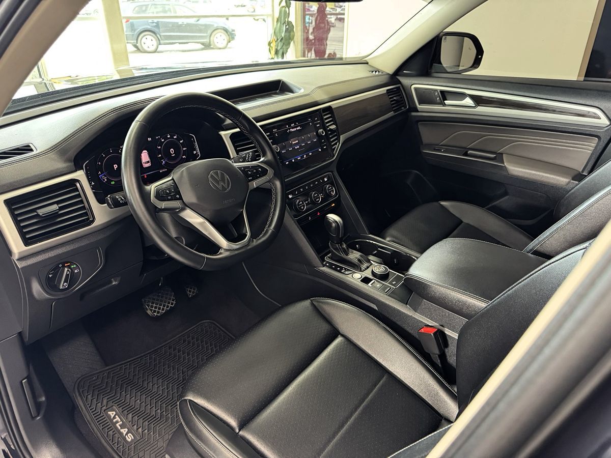 2022 Volkswagen Atlas V6 SE Technology photo 12