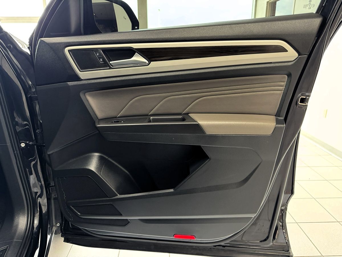 2022 Volkswagen Atlas V6 SE Technology photo 14