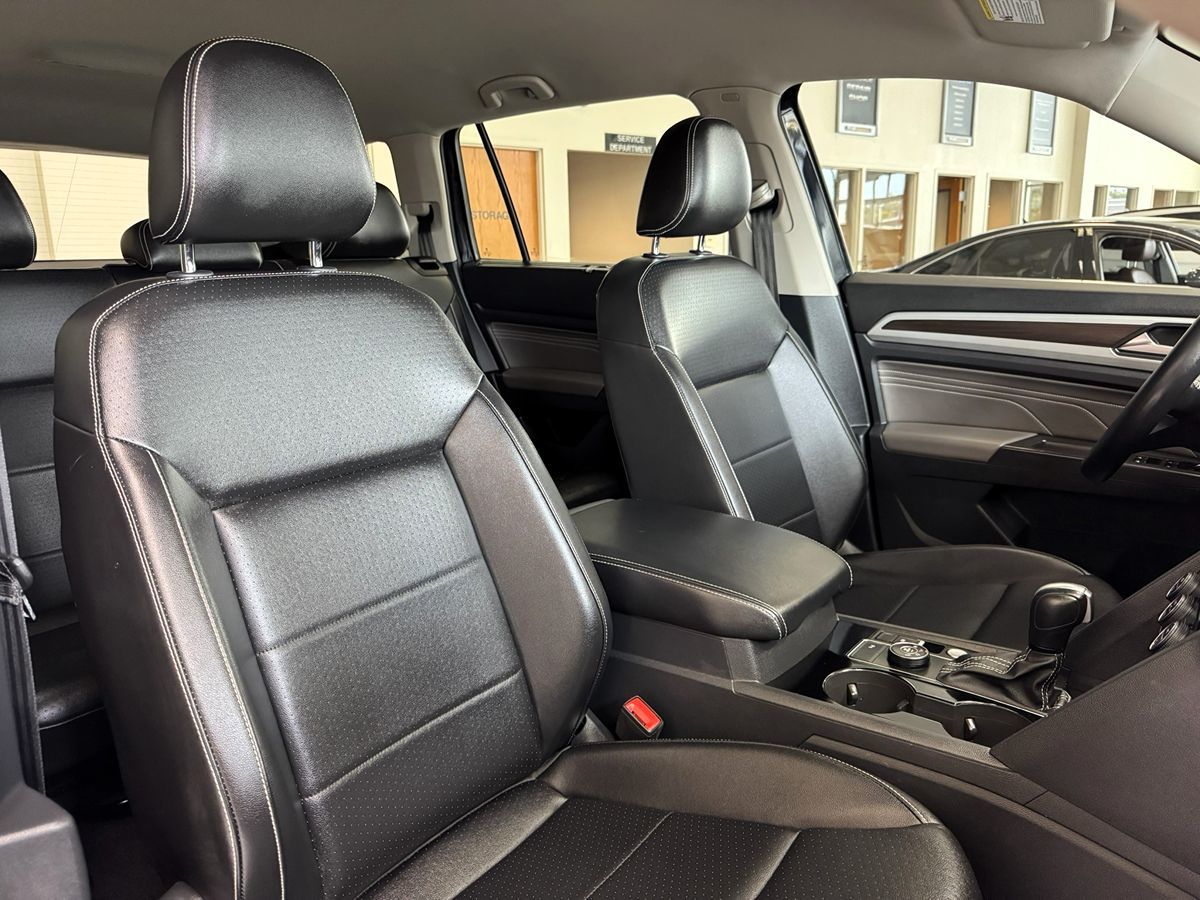2022 Volkswagen Atlas V6 SE Technology photo 18