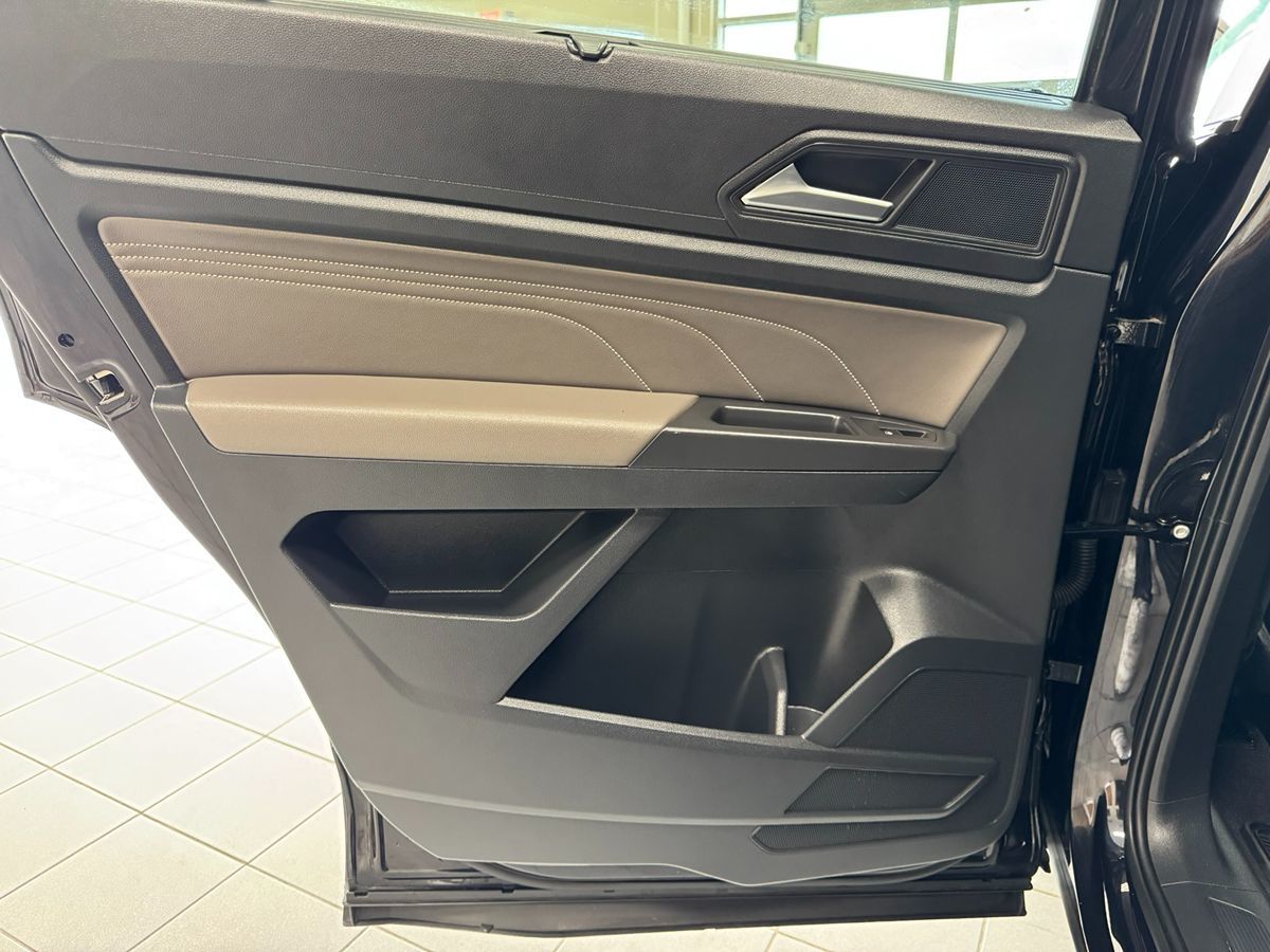 2022 Volkswagen Atlas V6 SE Technology photo 31