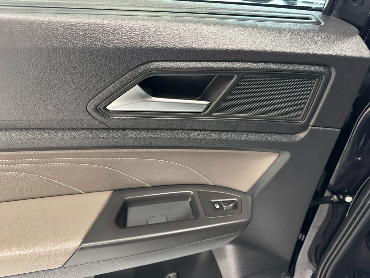 2022 Volkswagen Atlas V6 SE Technology photo 32