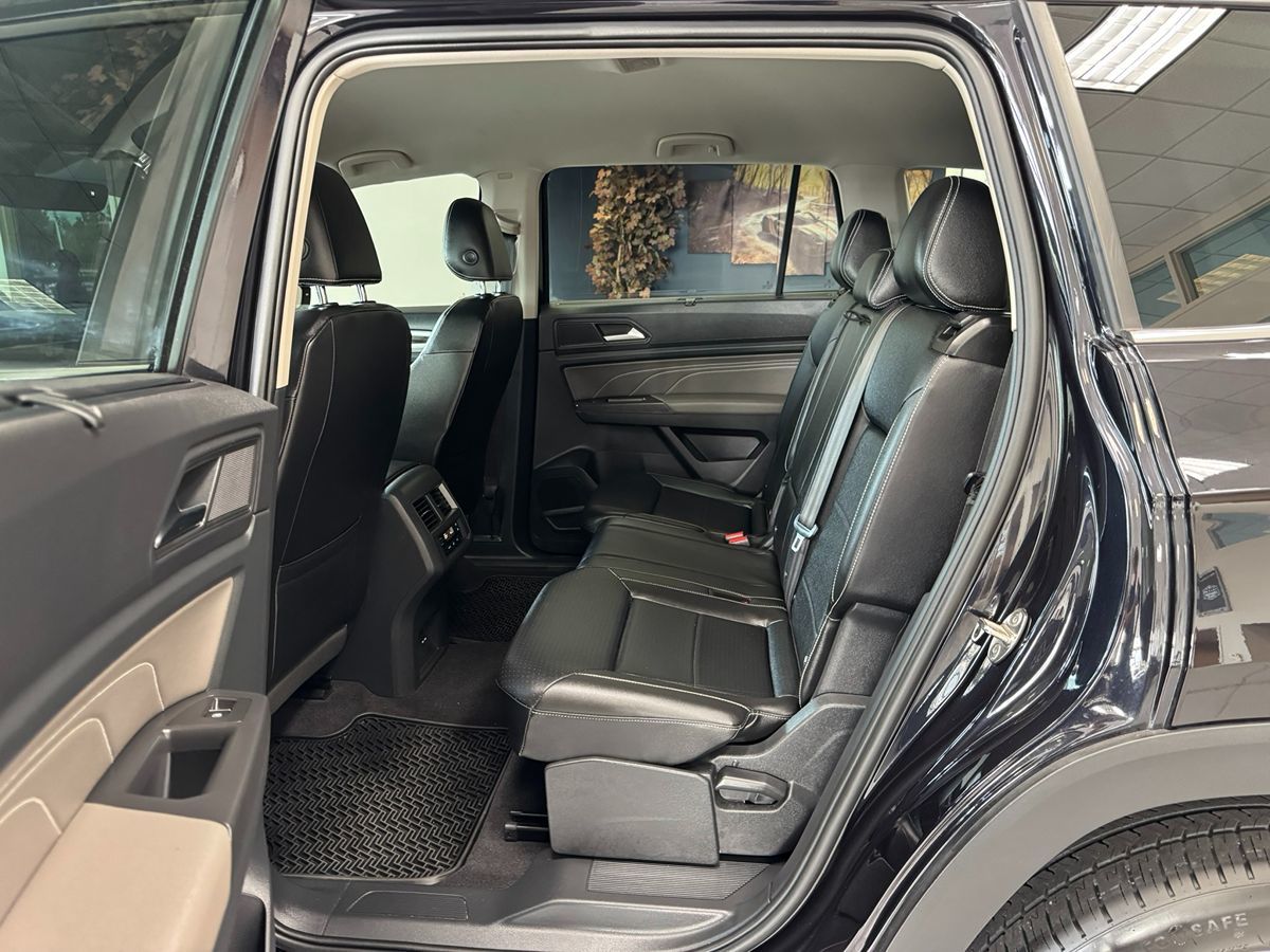 2022 Volkswagen Atlas V6 SE Technology photo 33