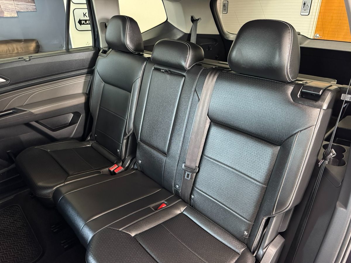2022 Volkswagen Atlas V6 SE Technology photo 35