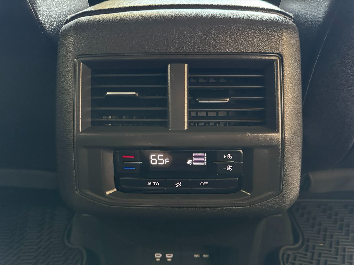 2022 Volkswagen Atlas V6 SE Technology photo 41