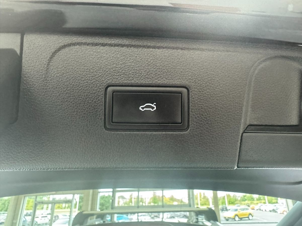 2022 Volkswagen Atlas V6 SE Technology photo 47