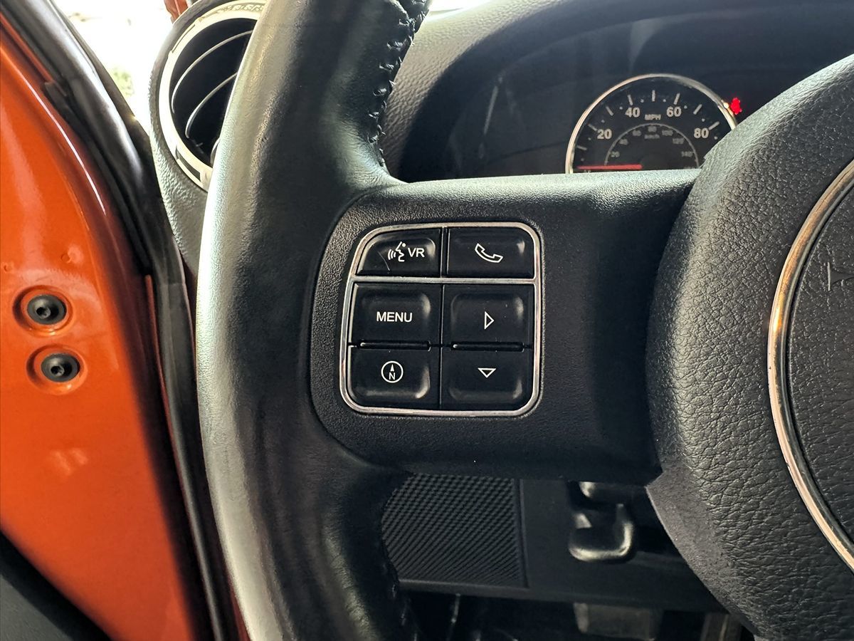 2011 Jeep Wrangler Unlimited Sahara photo 30