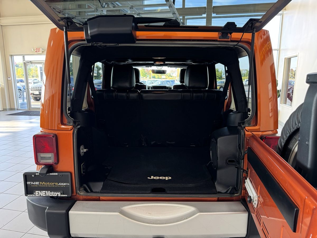 2011 Jeep Wrangler Unlimited Sahara photo 43