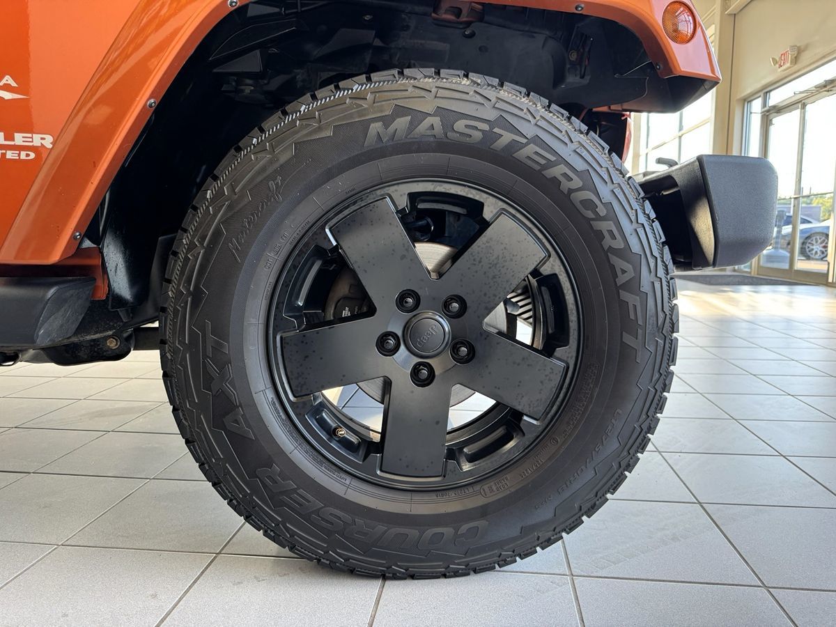 2011 Jeep Wrangler Unlimited Sahara photo 57