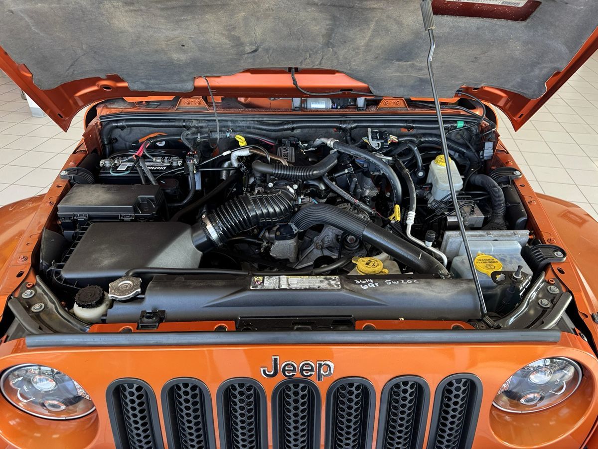 2011 Jeep Wrangler Unlimited Sahara photo 58