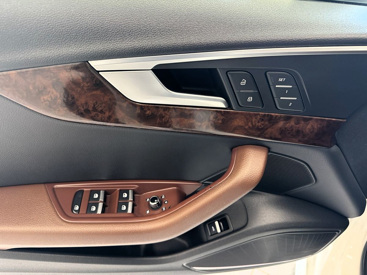2018 Audi A4 Premium Plus photo 14