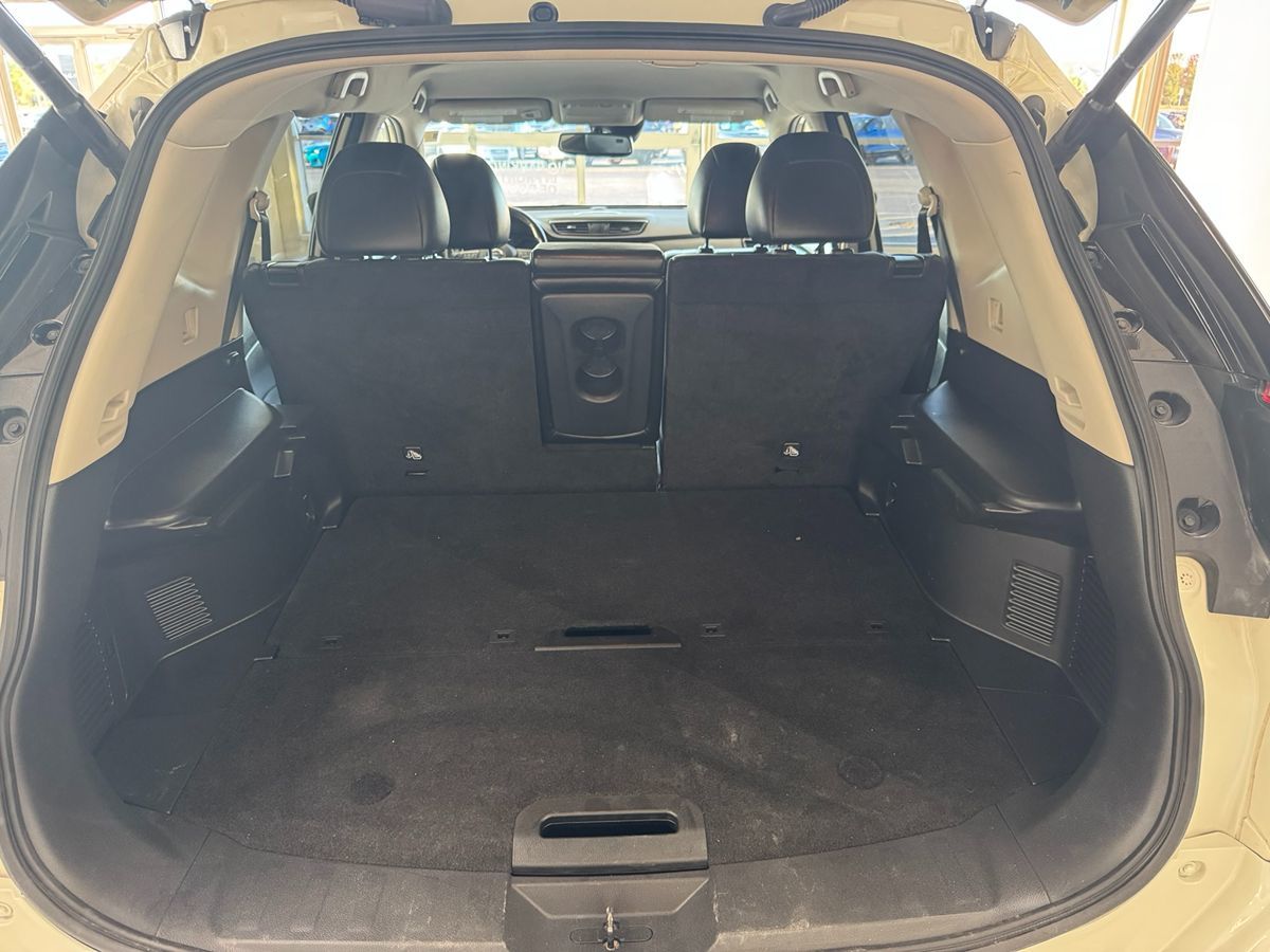 2017 Nissan Rogue SL photo 48