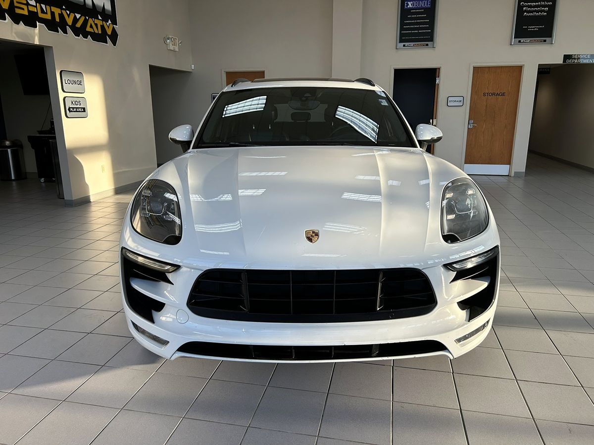 2017 Porsche Macan GTS photo 3
