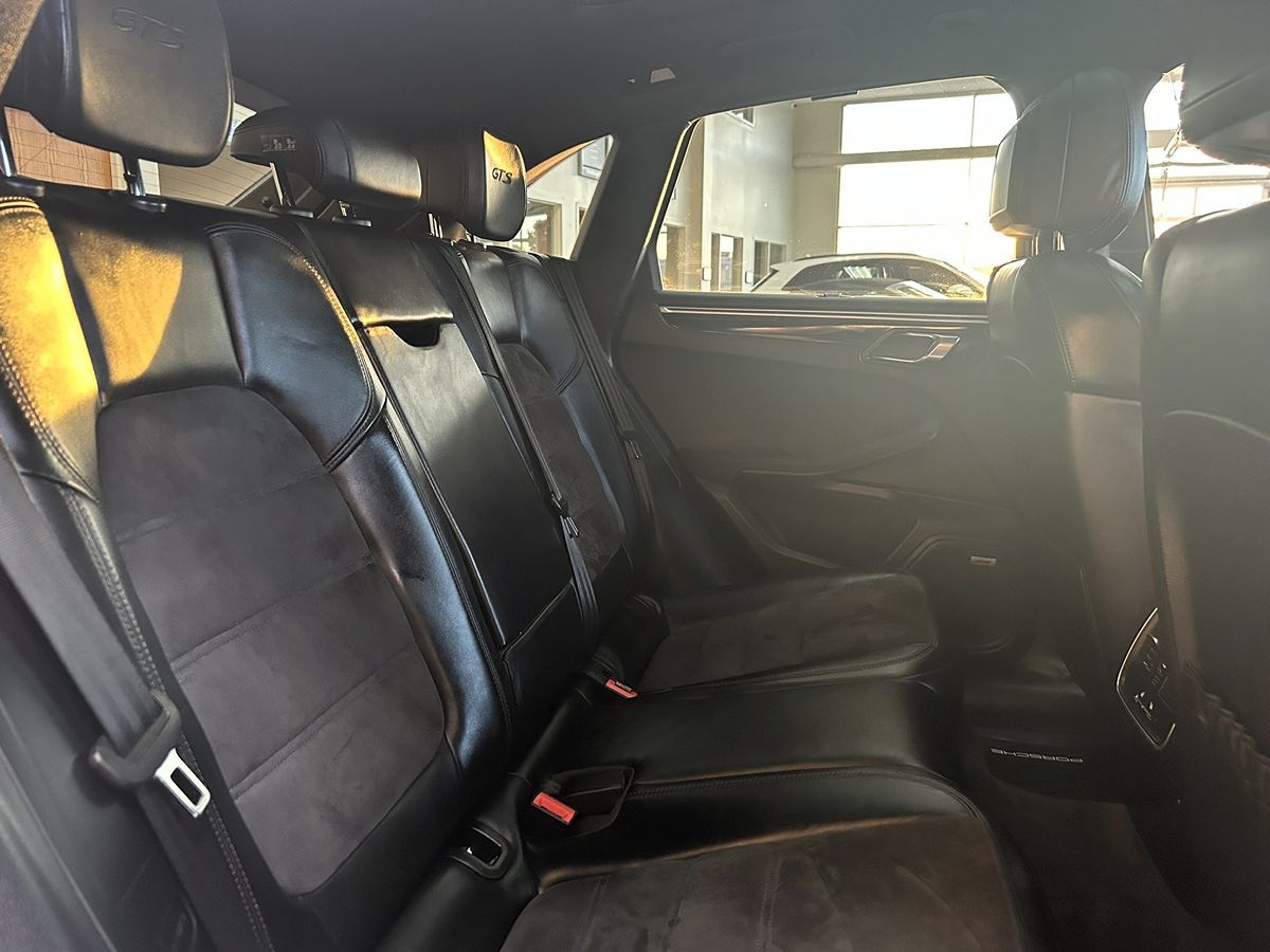 2017 Porsche Macan GTS - Photo 45
