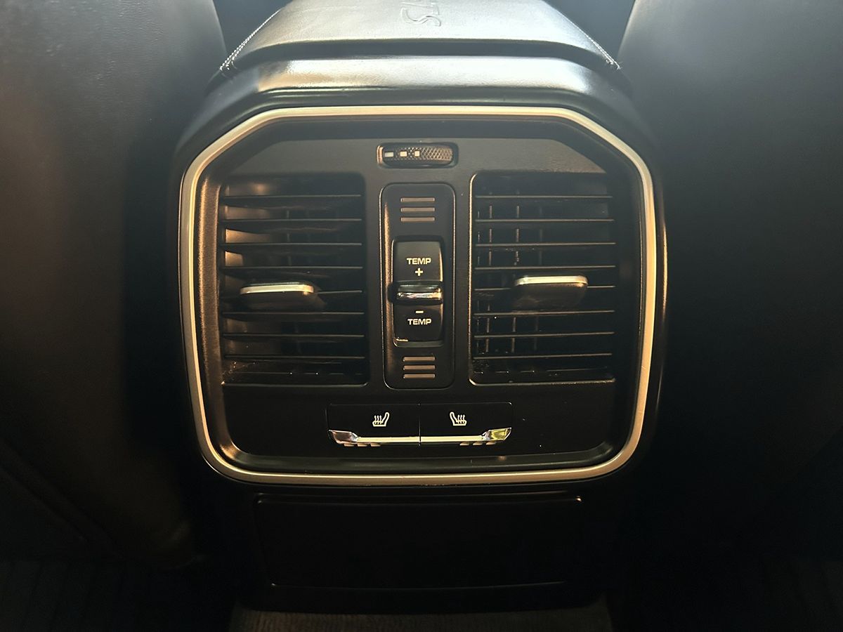 2017 Porsche Macan GTS - Photo 46