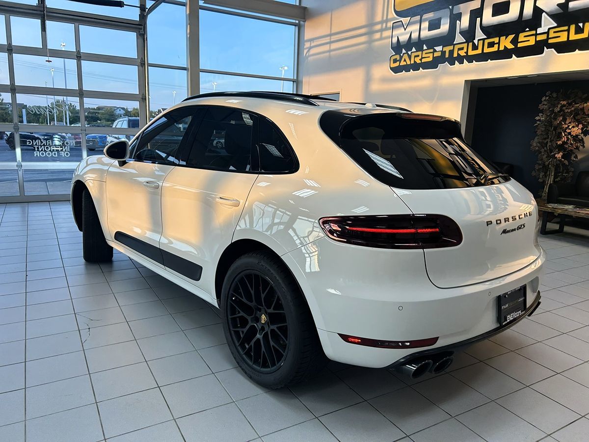 2017 Porsche Macan GTS photo 48