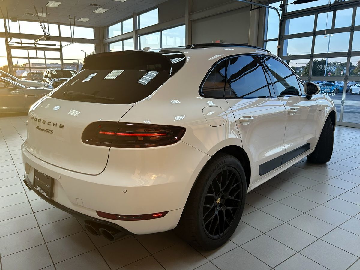 2017 Porsche Macan GTS photo 54