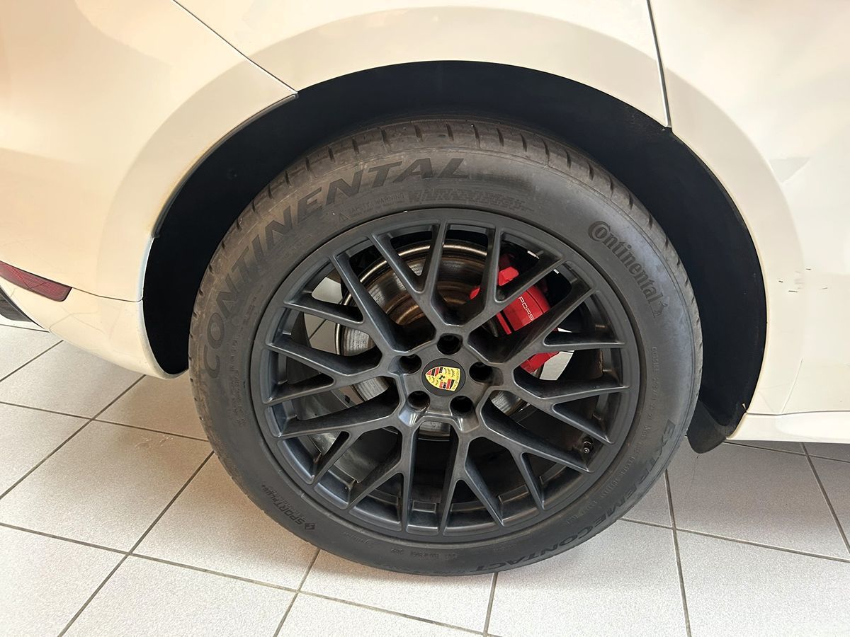 2017 Porsche Macan GTS photo 57