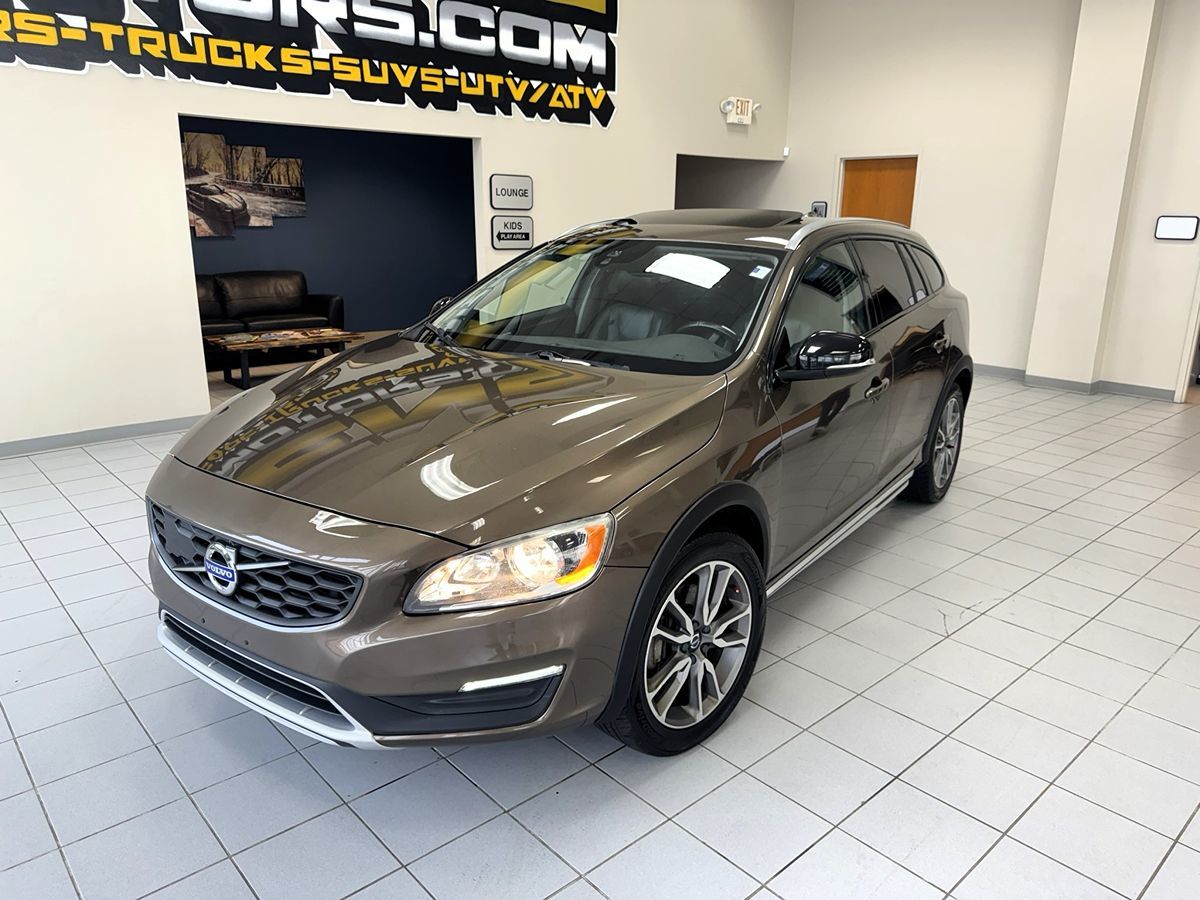 2018 Volvo V60 Cross Country photo 50