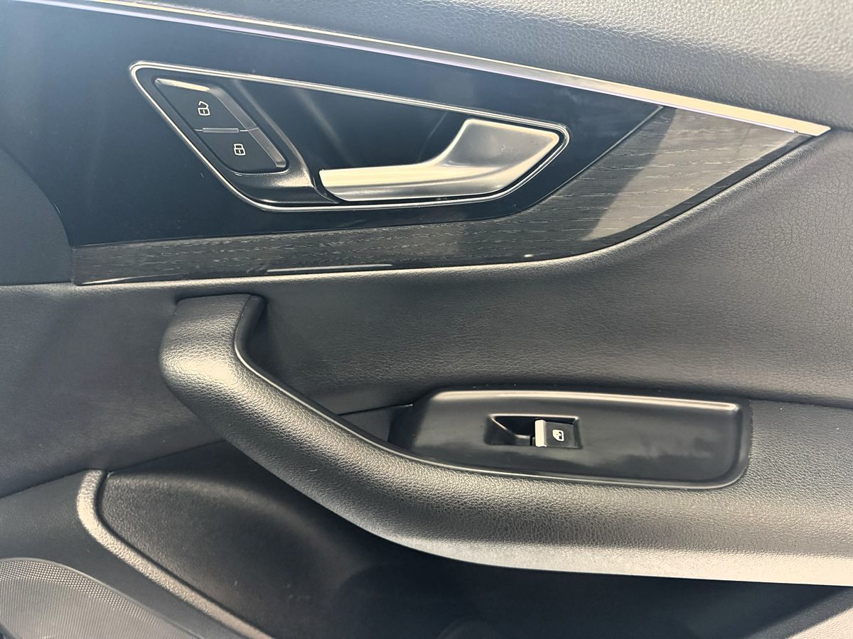 2017 Audi Q7 Premium Plus photo 14
