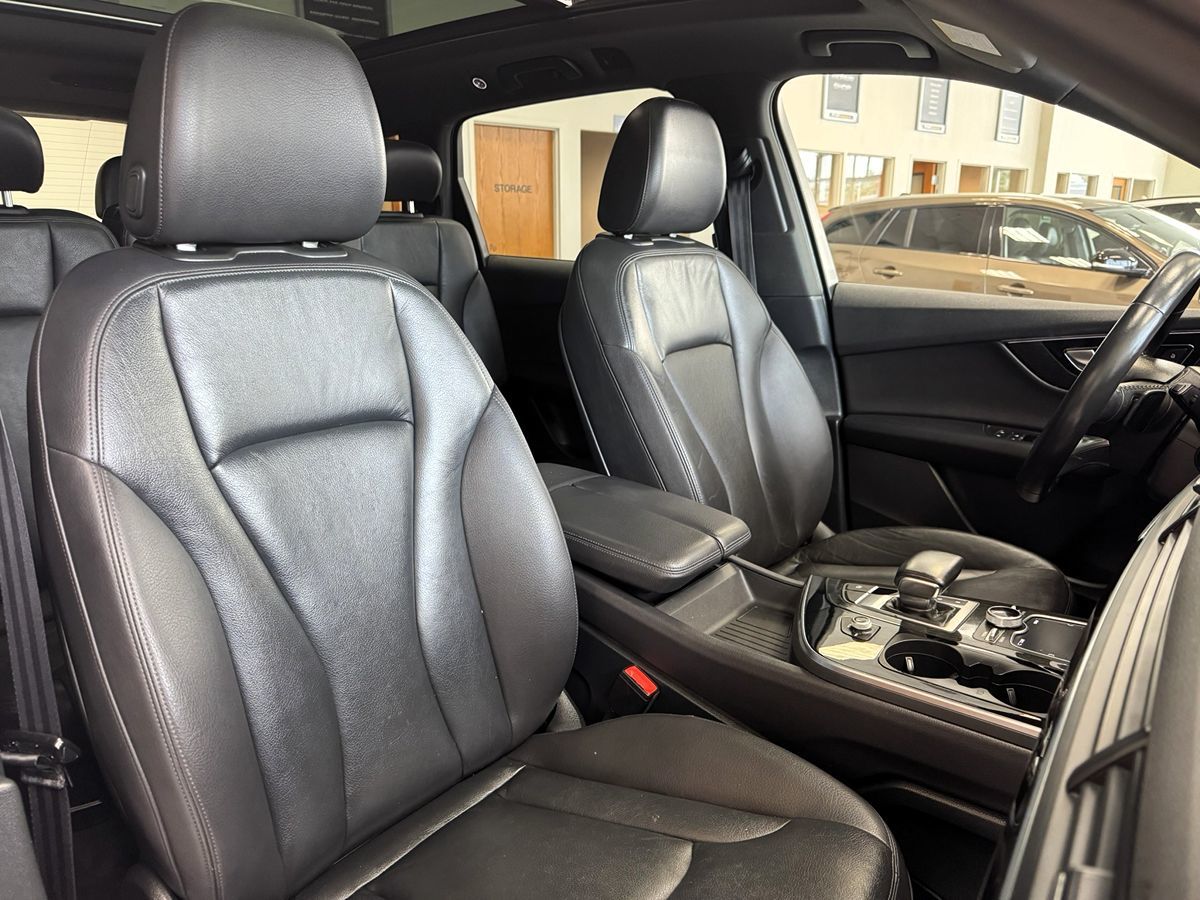 2017 Audi Q7 Premium Plus photo 17