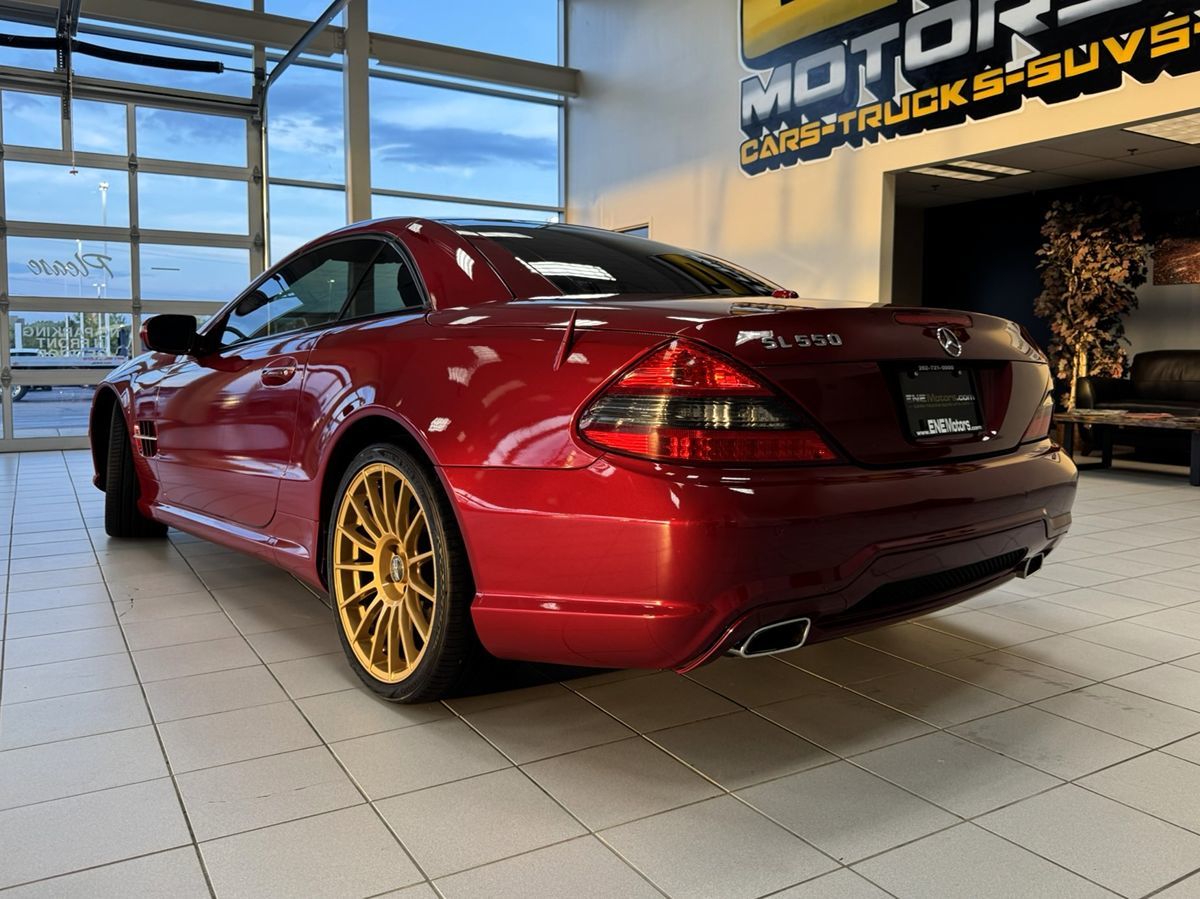 2011 Mercedes Benz SL 550 photo 4
