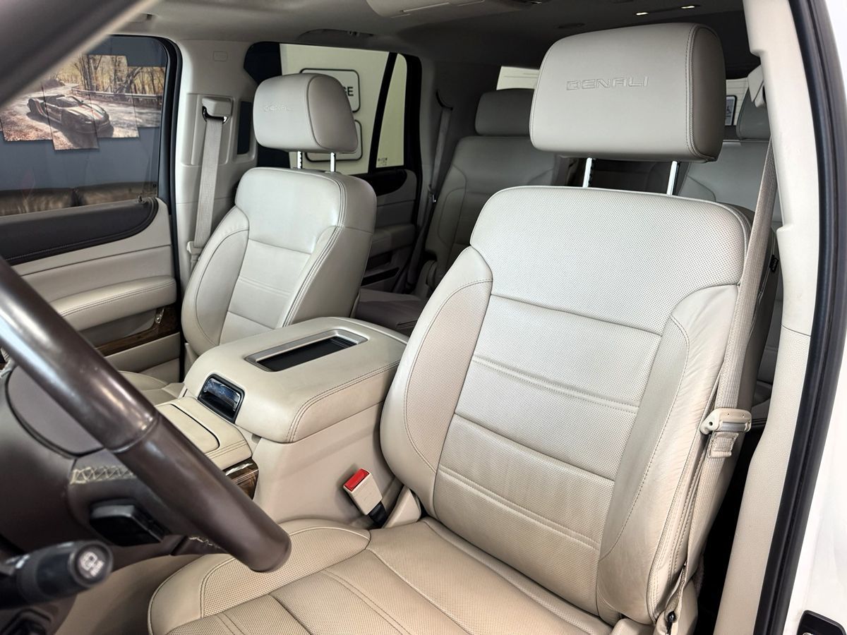 2015 Gmc Yukon Denali photo 12