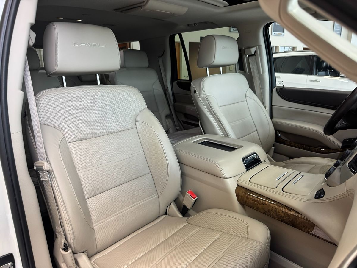 2015 Gmc Yukon Denali photo 17