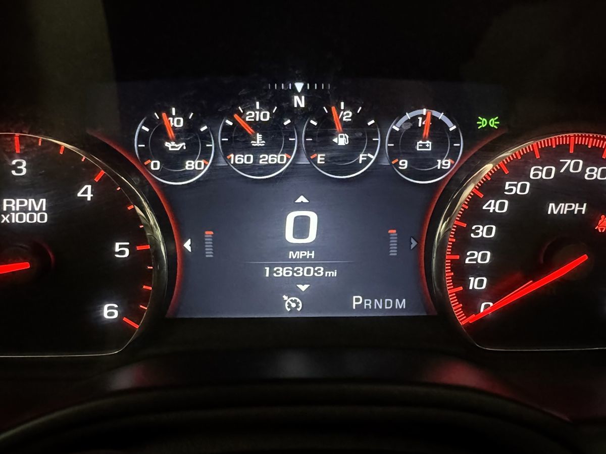 2015 Gmc Yukon Denali photo 25