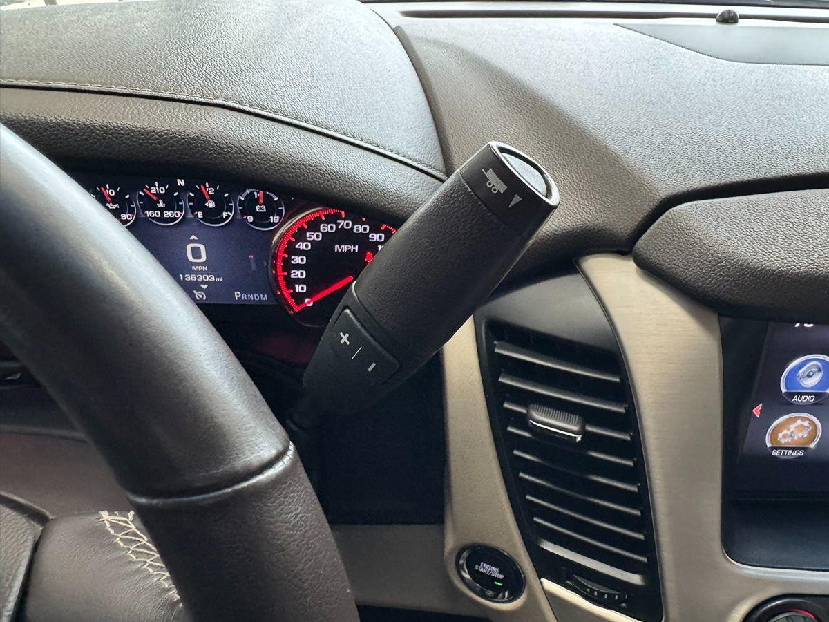 2015 Gmc Yukon Denali photo 27
