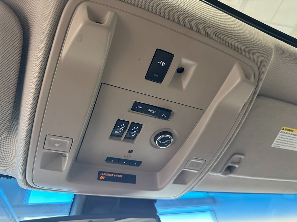 2015 Gmc Yukon Denali photo 34
