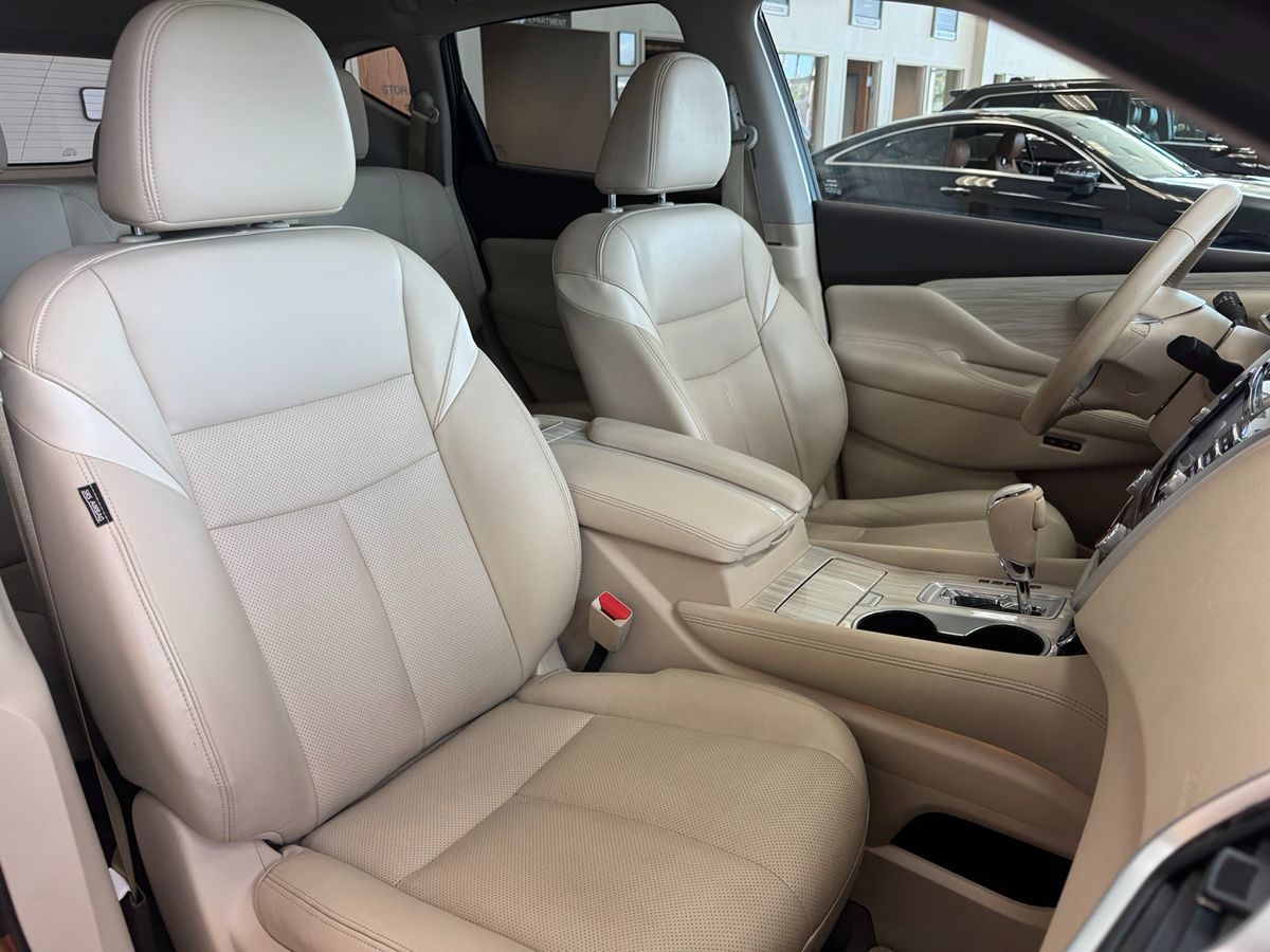 2017 Nissan Murano SL photo 17
