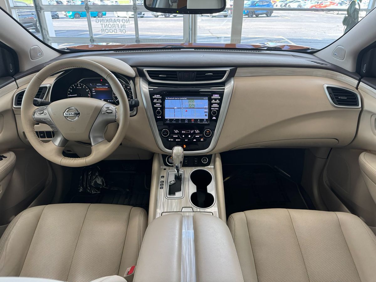 2017 Nissan Murano SL photo 18