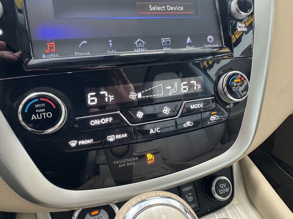 2017 Nissan Murano SL photo 27
