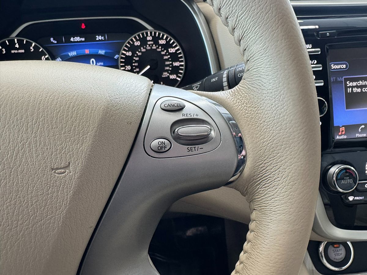 2017 Nissan Murano SL photo 32