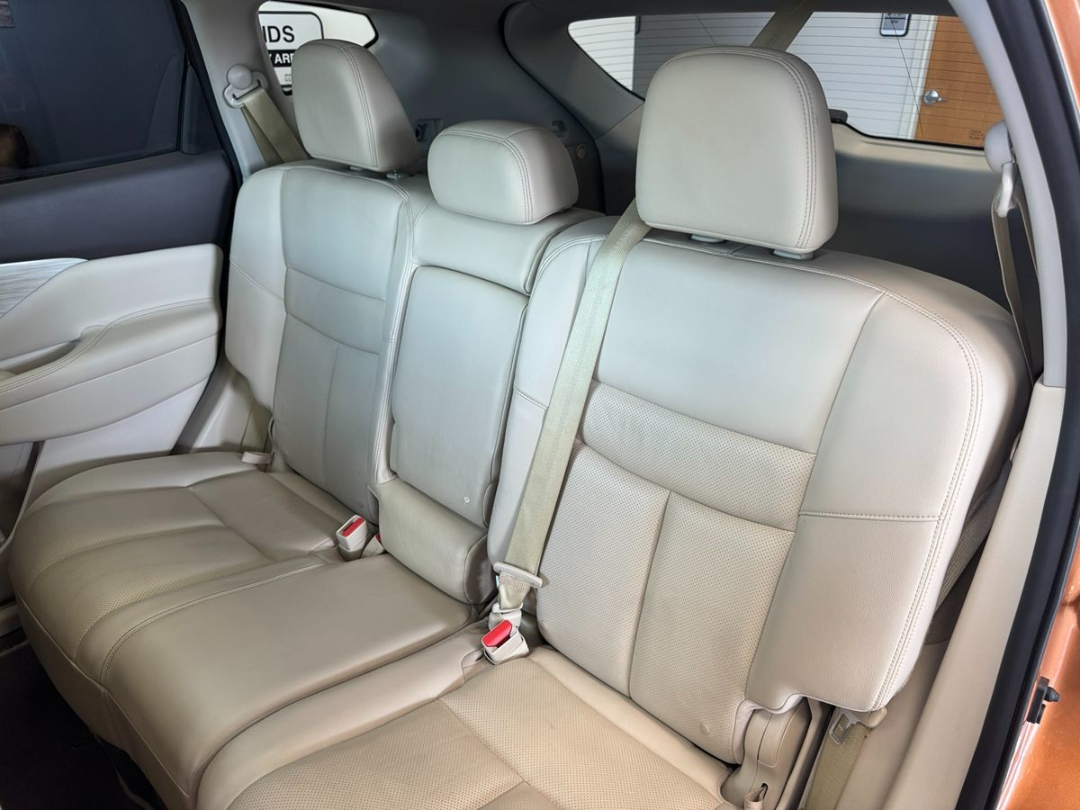 2017 Nissan Murano SL photo 38