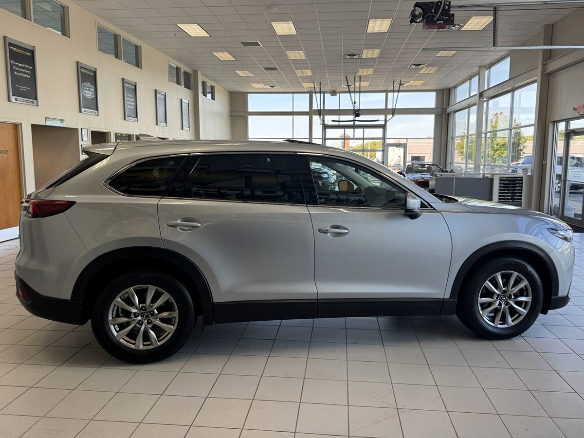 2017 Mazda CX-9 Touring photo 6