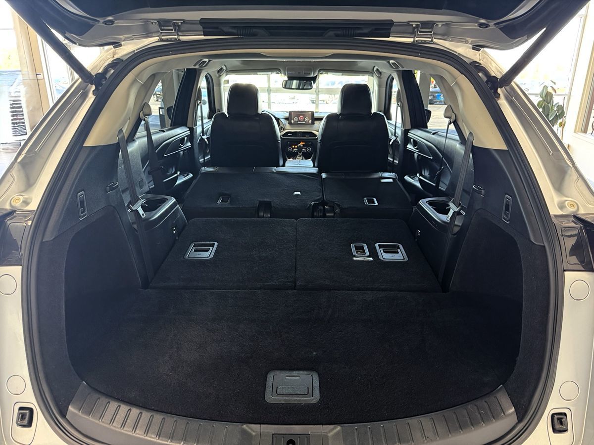 2017 Mazda CX-9 Touring photo 52
