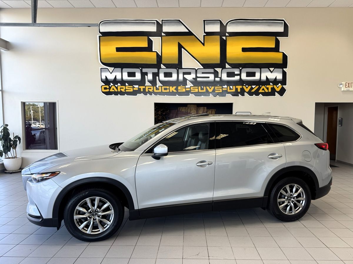 2017 Mazda CX-9 Touring photo 56