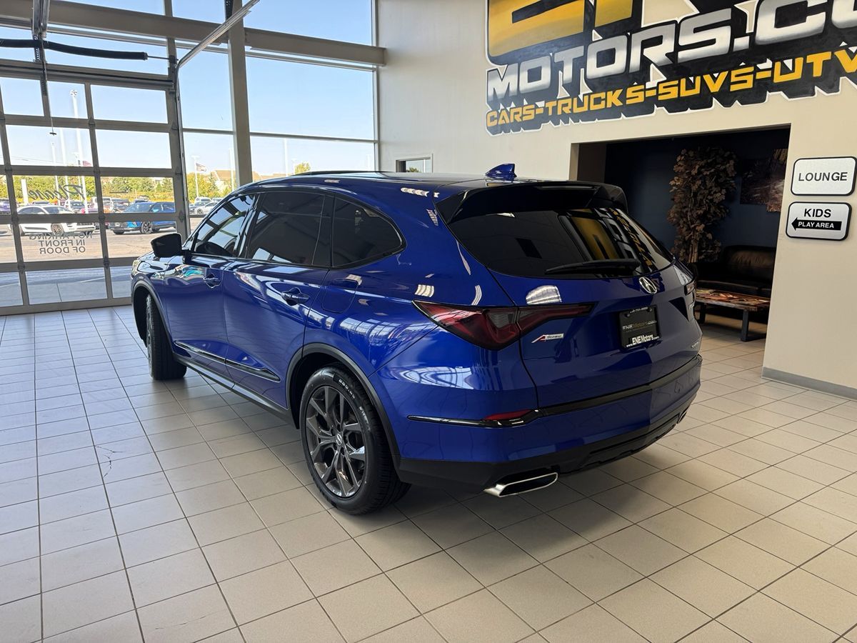 2022 Acura MDX A-Spec photo 2
