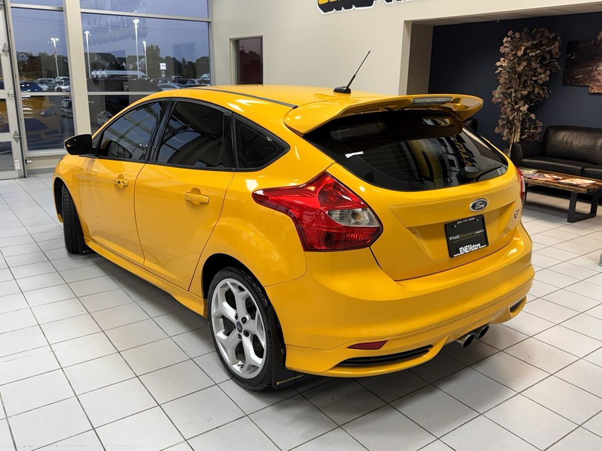 2013 Ford Focus ST photo 3