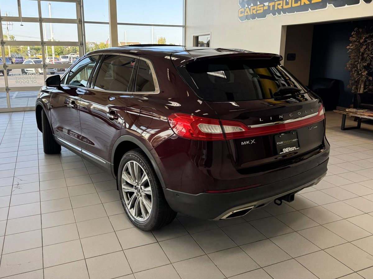 2017 Lincoln MKX Reserve photo 2